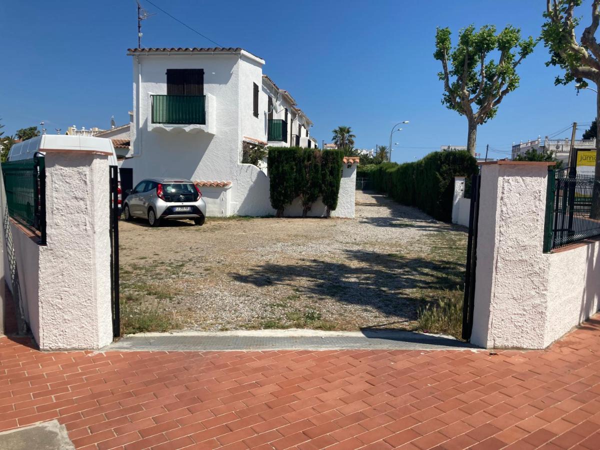 Charmante Maison Coeur De Ville 650M Plage إمبوريابرافا المظهر الخارجي الصورة